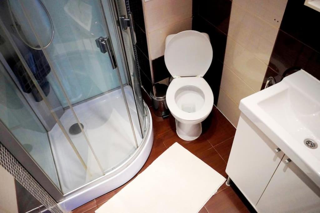 Sofia Zen - On Metro, Ultra Fast Wi-Fi Apartment Exterior photo